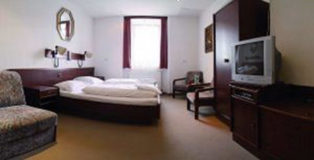 Hotel Gisela Kufstein Bagian luar foto