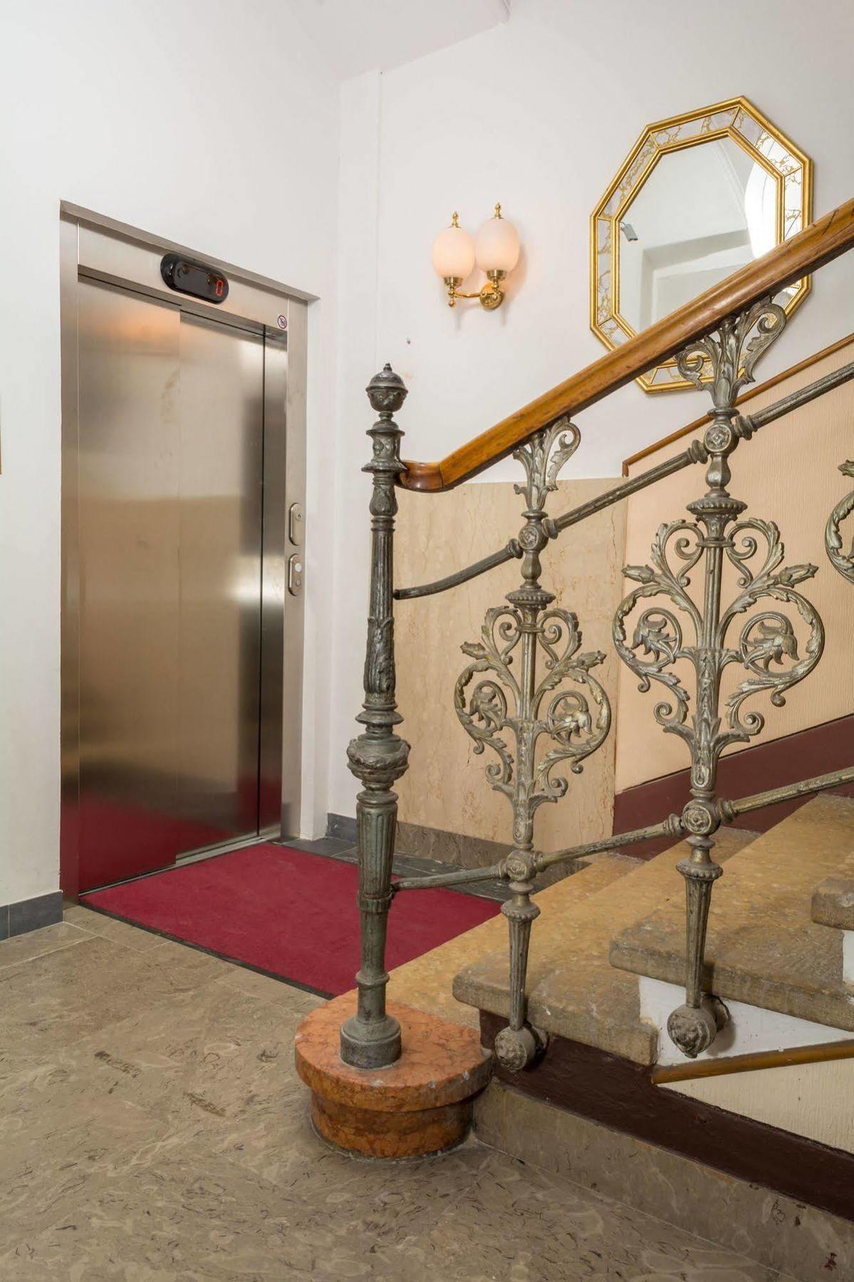 Hotel Gisela Kufstein Bagian luar foto